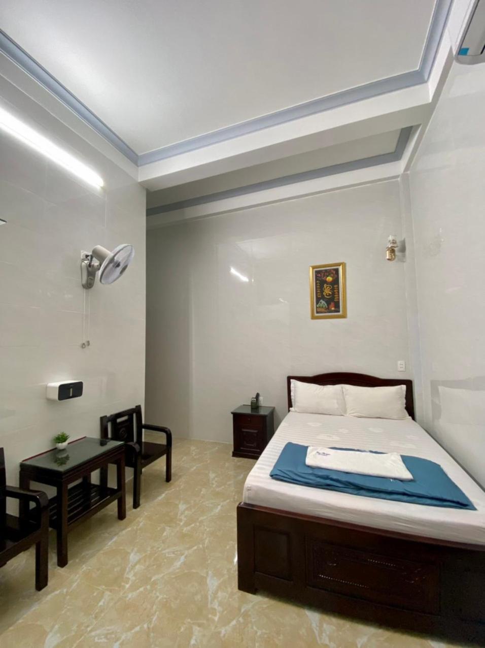 Nha Nghi Duy Tan Motel 140 Nguyen Du 0353007568 Quang Ngai Exterior photo