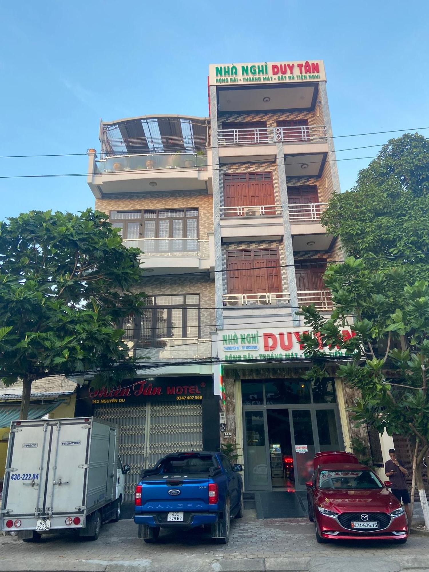Nha Nghi Duy Tan Motel 140 Nguyen Du 0353007568 Quang Ngai Exterior photo